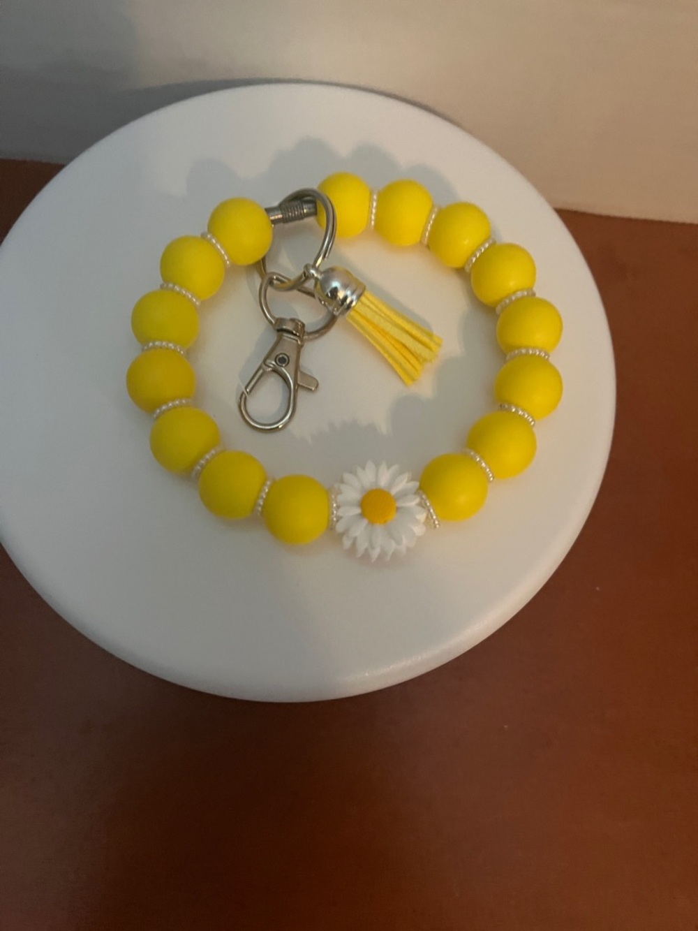 Yellow Daisy Bead Wrist Key & Card Holder